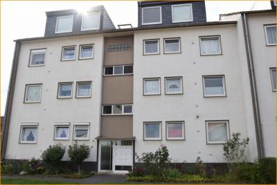 Kapitalanlage oder zum Eigenbedarf - Schön geschnittene 2 Zimmer Dachgeschossohnung in zentraler Lage von Pulheim