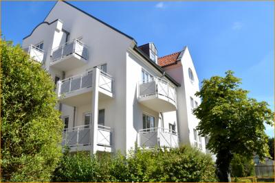 Schicke 4-Zimmer-Wohnung mit 2 Terrassen, Gäste-WC und Tiefgarage!