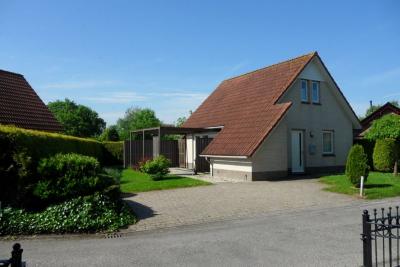 In Friesland auf dem Bungalowpark De Schans steht dieses freistehende 6 Personen Ferienhaus